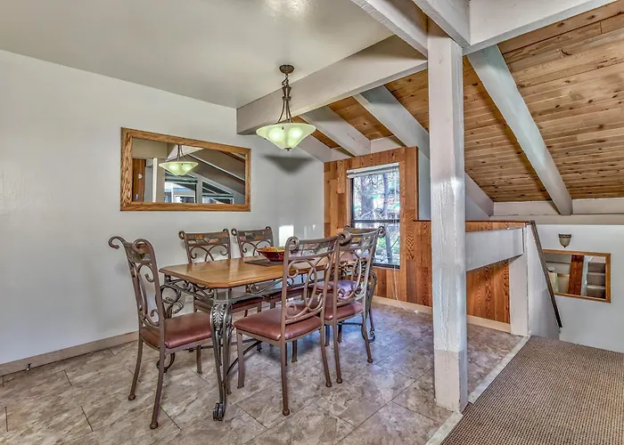 Aston Lakeland Village Beach & Mountain Resort